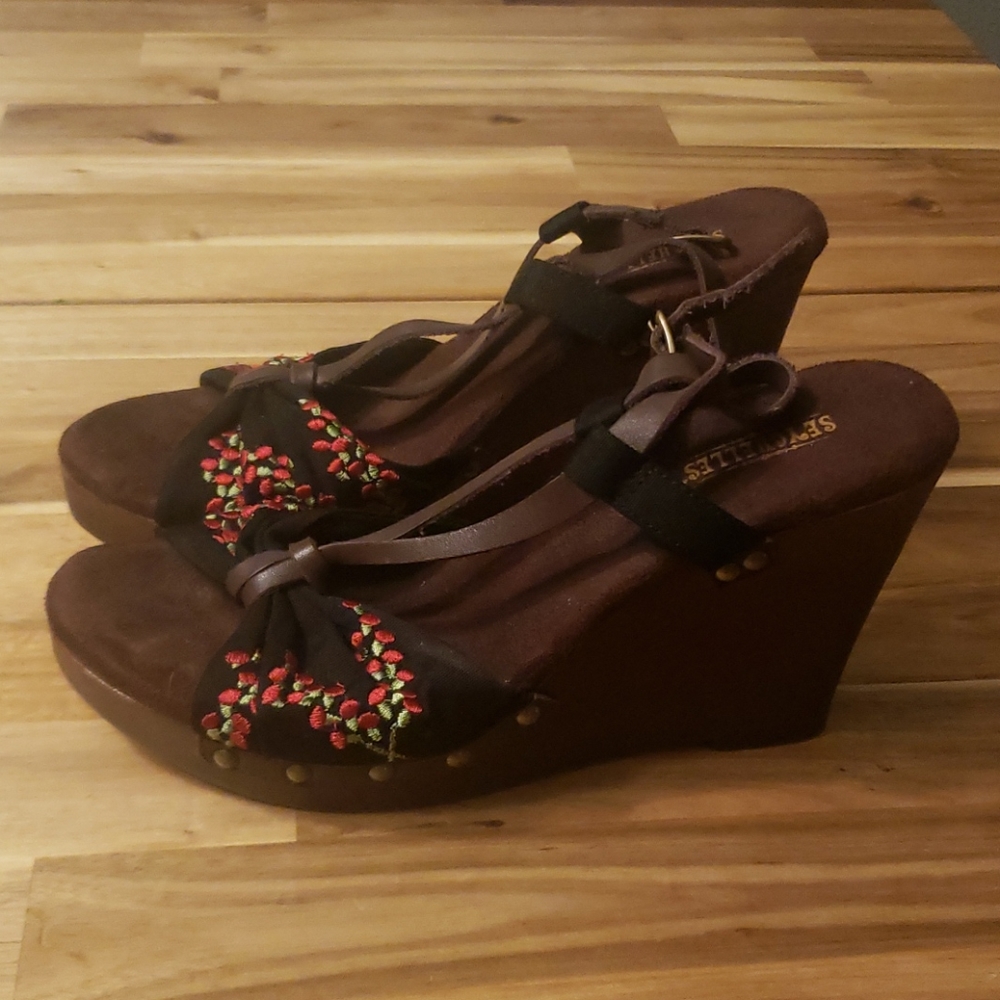 Seychelles 8.5 Wedge Sandals with VStraps